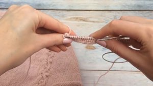 Набор петель с помощью полого шнура i-cord для горловины