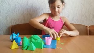 Кинетический песок Kinetic Sand. Строим замок из песка