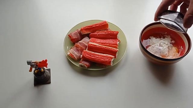 ОЧЕНЬ ВКУСНАЯ ЗАКУСКА К ПИВУ. КРАБОВЫЕ ПАЛОЧКИ С БЕКОНОМ В КЛЯРЕ.