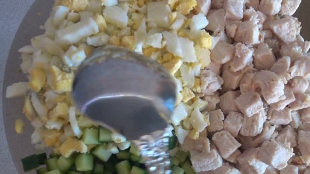 ? Салат "Грудка с айсбергом"/ Заправка с зернистой горчицей