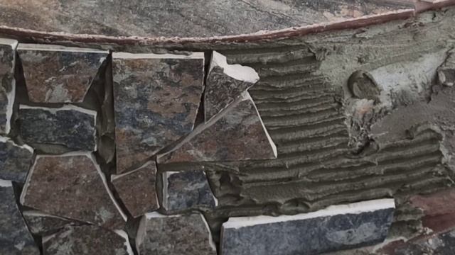 Впервые облицевала порог остатками плитки. смотреть онлайн