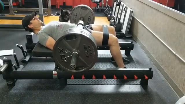 henry cavill workout video смотреть онлайн