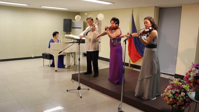 Bayan Ko performed on violin by the Kabayao Family Quartet смотреть онлайн
