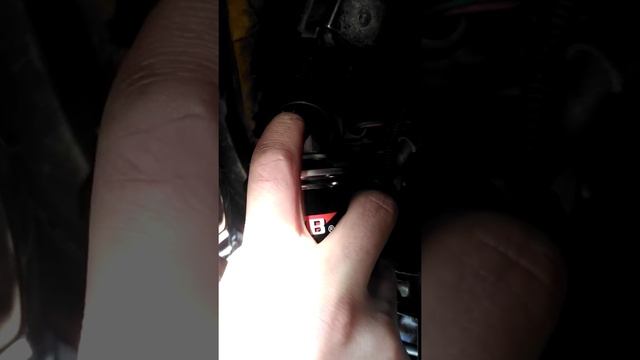 Чистка дроссельной заслонки на Toyota Nadia смотреть онлайн