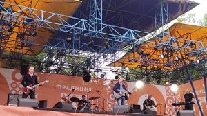 Калинов мост. Конь-огонь. Кто молчал в ответ, медлил в ночь уйти, Гнал дыхание дней?