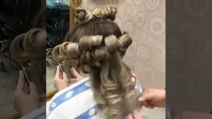 Нежная вечерняя причёска с локонами кудрей