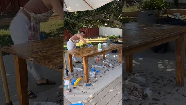 How To Refinish A Wood Table! ? #diy #diyfurniture #furnitureflip #furnituremakeover #diyhomedecor