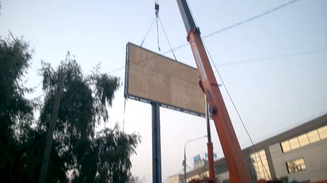 Монтаж рекламного щита №3.0028