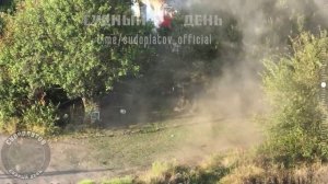 Удар FPV-дроном ВТ-40 по автобусу ВСУ/Strike at the AFU mini bus by VT-40 FPV drone