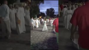 Танец хоровод. 06.09.2023г. В Чунже. Парк Солнышко.