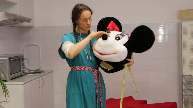 Мини обзор как можно сделать голову Мики или Мини Маус смотреть онлайн