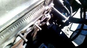 Замена выпускного коллектора со сломанной шпилькой в головке блока VW Polo 1999