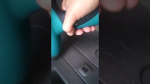 Как убрать царапины на панели или дверных карт.