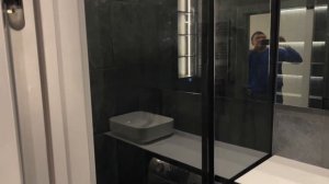 Черный, черный санузел!