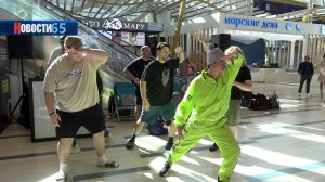 «Флэш-Рояль» на Сахалине. Чемпионы КВН прилетели в островной регион для участия в Летнем Кубке