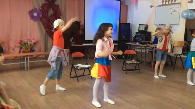 Танец на детском утреннике 8 Марта 2016 год смотреть онлайн