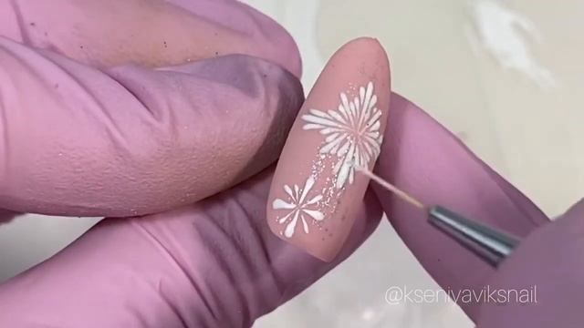 СНЕЖИНКА на ногтях ПОШАГОВО