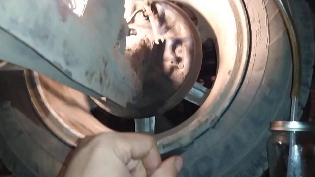 Не возможно прокачать тормоза ,идёт воздух.Причина. смотреть онлайн