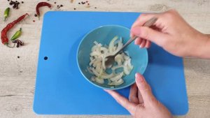 ПРОСТОЙ ЗАКУСОЧНЫЙ САЛАТ С КАРТОШКОЙ СЕЛЕДКОЙ И..//.?% ВКУСНЫЙ САЛАТ НА ПРАЗДНИК И НА КАЖДЫЙ ДЕНЬ//