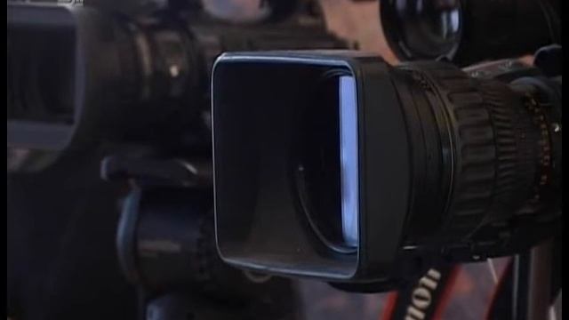 Дороги на три месяца. Ямочный ремонт в Челябинске проводят по новой технологии смотреть онлайн