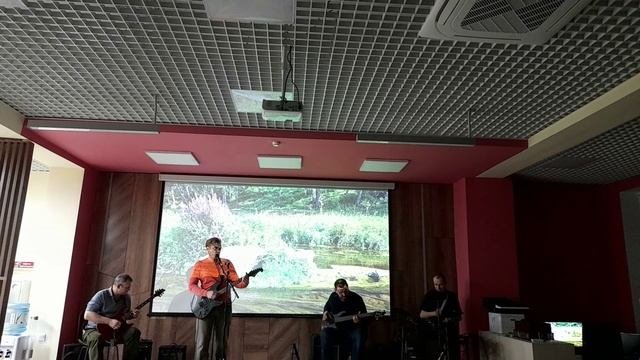 ЖАЛЬ...