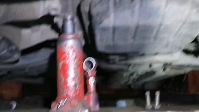 Замена подушки АКПП на автомобиле TOYOTA PROBOX