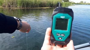 Недорогой Эхолот Lucki FL-068 ФИШКИ этого устройства.