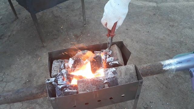 Закалка заготовки ножа с помощью фена смотреть онлайн