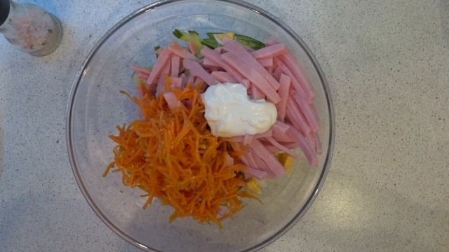 ? Салат с ветчиной/ Быстро, вкусно, просто?