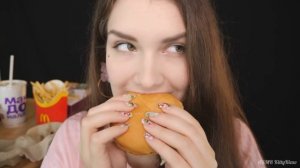 ASMR McDonalds ? (EATING SOUNDS)  ? | АСМР ? Итинг, поедание ? Макдональдс ?
