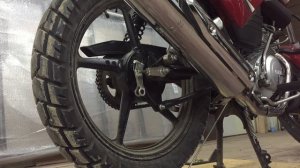 Первая поломка Yamaha YBR 125! Скрип заднего тормоза!
