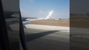 Посадка в аэропорту Ларнака. Авиакомпания "Россия"