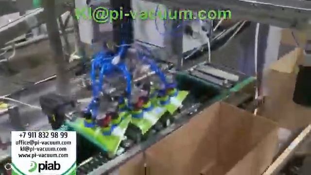 88 Перемещение молока в упаковке Tetra Pak. Захват присосками с помощью вакуума. смотреть онлайн
