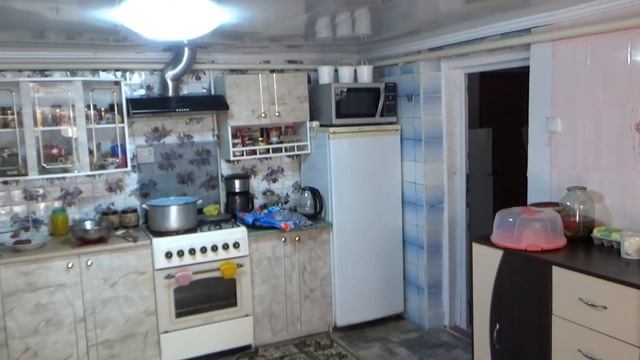 Гости уехали. Начались будни. Сварила вишнёвый кисель и нам спахали огород смотреть онлайн