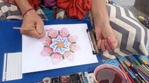 Рисование симметричной мандалы / Урок по рисованию мандалы / Как нарисовать красивую мандалу?