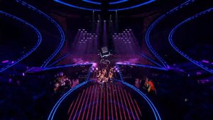 Noa Kirel - Unicorn (LIVE).mp4