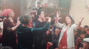 И духтарак туя чазм кард овози зебо дорад "ту бехтар аз ситораи" Памирская свадьба, туйи помири, ту