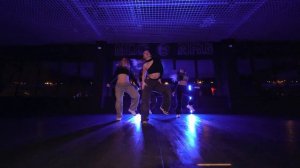 ЛЕРА ЛЕЖНЕВА // GIRLY HIP-HOP (Пролетарская)