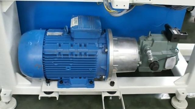 Термопластавтоматы и дробилки Атлант