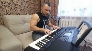 Yamaha PSR SX 700 Вишня