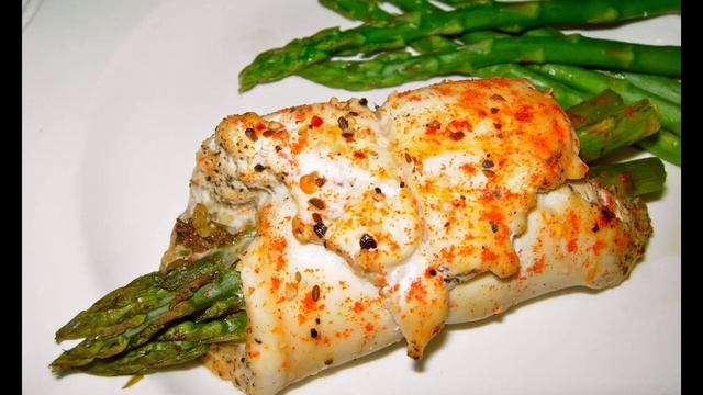 Свиные отбивные в медовой глазури с жареной спаржей и рисом с цветной капустой смотреть онлайн