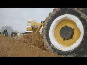 В поселке Eli, расположенном на Киевском шоссе, началось строительство внутренней инфраструктуры.