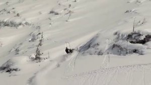 Март, горные снегоходы в верховьях Мамая