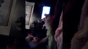 Как упросить маму купить айфон