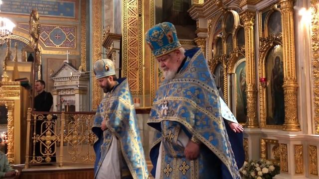 Пасхальная Литургия в Светлую Среду смотреть онлайн