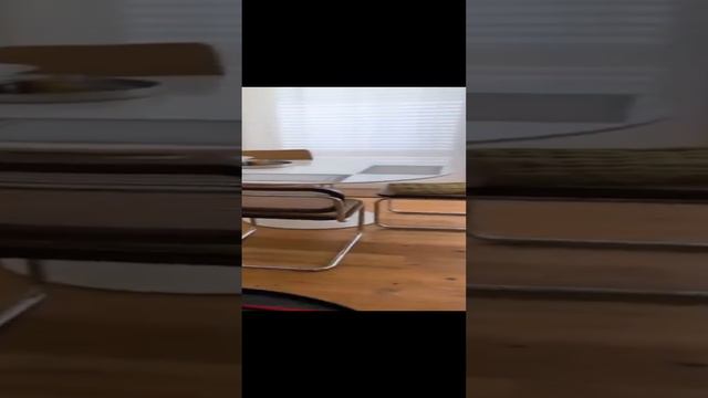 Красивая квартира с французским окном