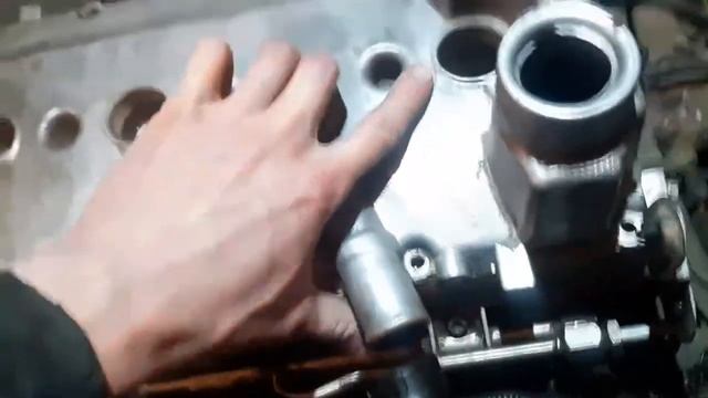 Клапанная крышка приора. Замена маслосьемных колпачков. смотреть онлайн