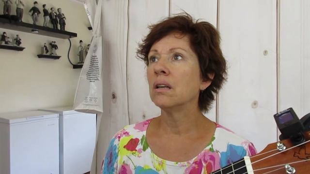Ukelele Unboxing