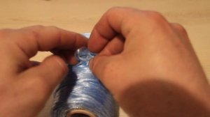 Как завязать моток, чтоб не распускался.