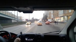 Вождение для начинающих. Подборка: техника выполнения правого поворота.
